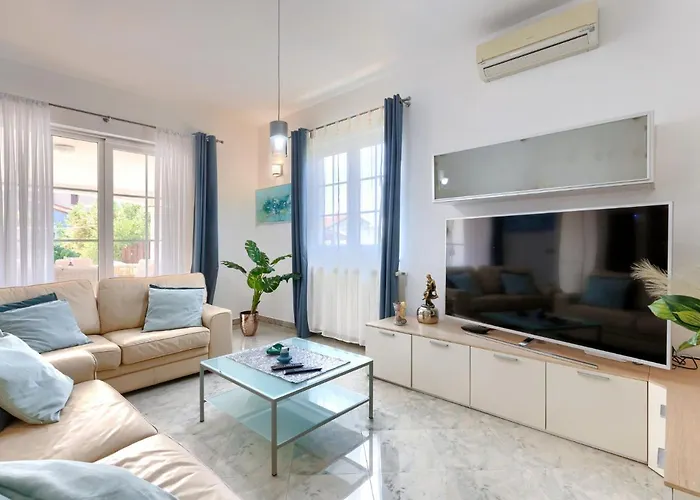 Hrvatin-2 By Interhome 아파트